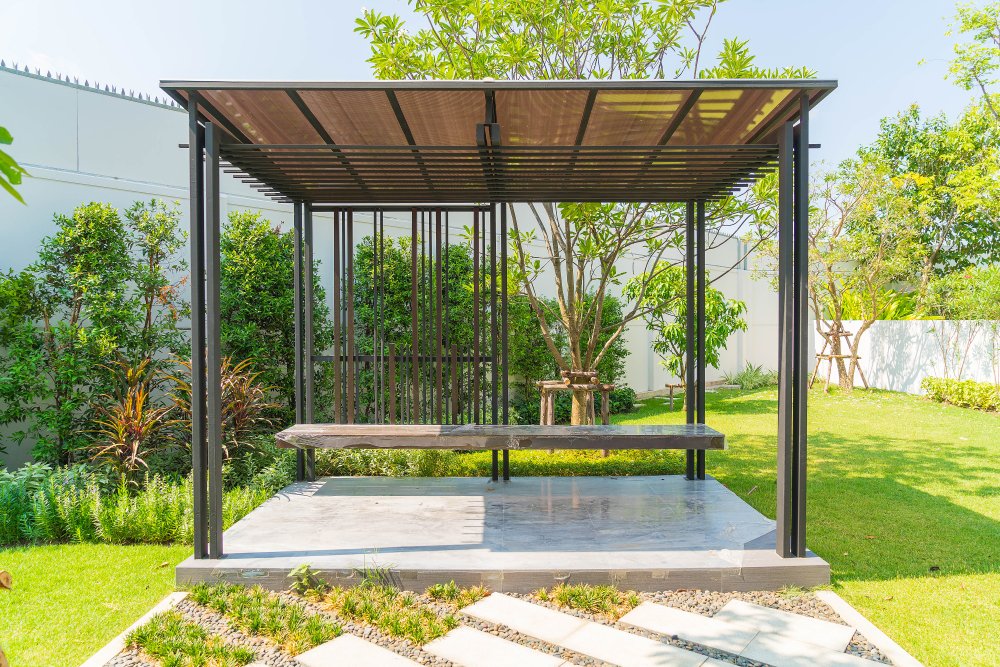 Klasik Pergola mı, Bioklimatik Pergola mı?