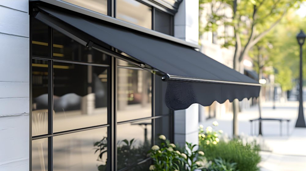 Neden Standart Tente Yerine Bioklimatik Pergola Tercih Etmelisiniz?